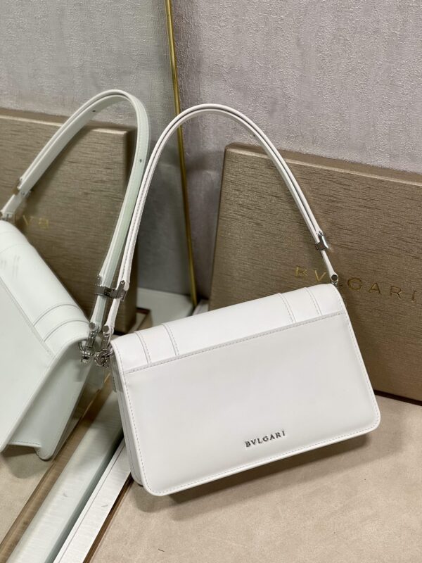 Bulgari Serpenti Forever East-west Series Small Shoulder Bag - White - Image 3