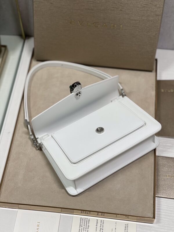 Bulgari Serpenti Forever East-west Series Small Shoulder Bag - White - Image 2