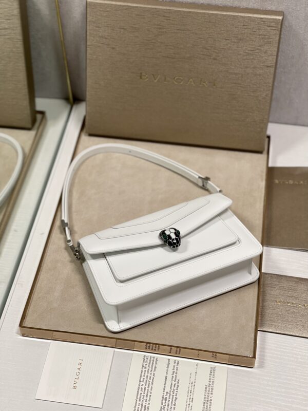 Bulgari Serpenti Forever East-west Series Small Shoulder Bag - White - Image 4
