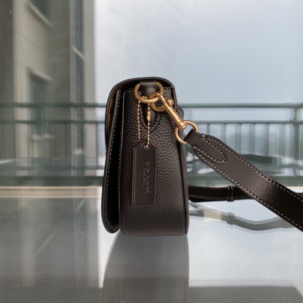 Coach Kleo Shoulder Bag - Black - Image 4