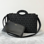 Valentino Garavani Iconographe V Logo Printed Tote Bag - Black
