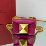 Valentino Garavani One Stud Soft Mini Chain Handbag - Pink
