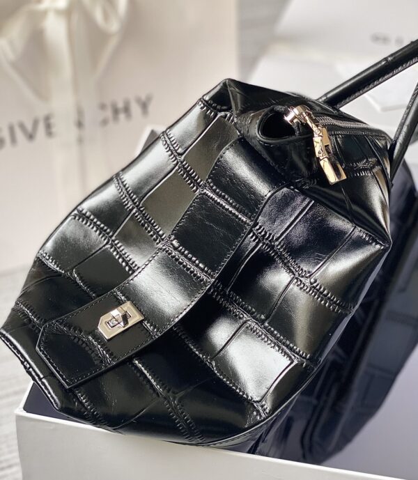 Givenchy G’s Antigona Lock Soft Handbag - Black - Image 4