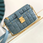 Louis Vuitton Pochette Troca Handbag - Blue