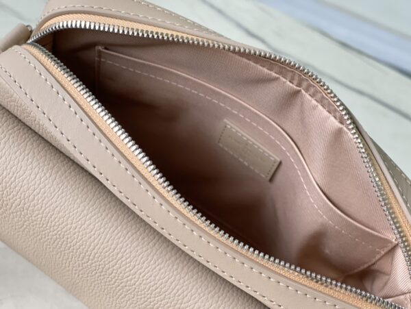 Louis Vuitton Fastline Messenger Bag - Image 5