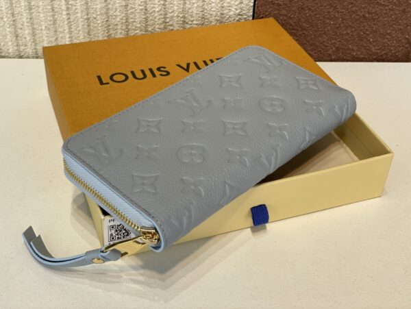 Louis Vuitton Monogram Unplant Leather Zippy Wallet - Image 2