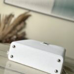 Louis Vuitton Capucines Small Handbag - White - Image 5