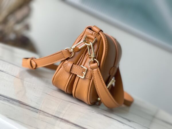 Louis Vuitton Saumur BB Handbag - Caramel - Image 5